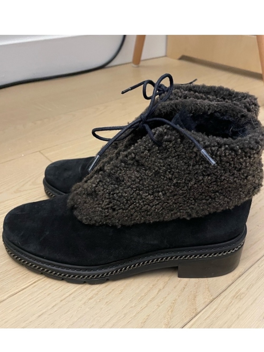 Stuart Weitzman Black Suede Lace-Up Shearling-Trim Boots Size 5.5